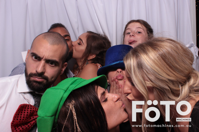 Diandra and Nick’s Wedding | View more photos from the event at gallery.fotomachines.com.au/u/FOTOMachines/Diandra-and-Nick’s-Wedding